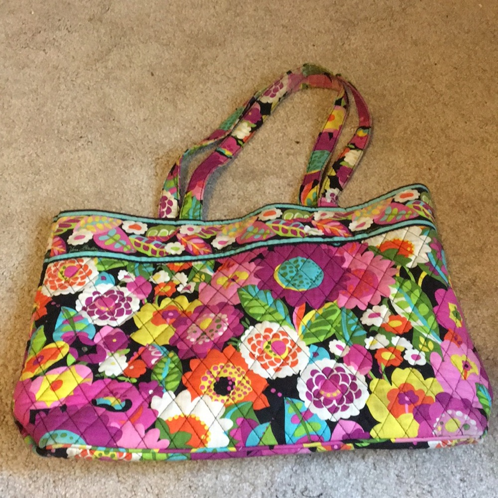 Vera Bradley tote